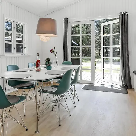 Impresionante Casa De 3 Dormitorios En Vester Somarken